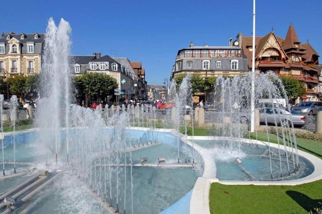 "Magnifique 2 Pieces Deauville" Piscine Et Jardin المظهر الخارجي الصورة